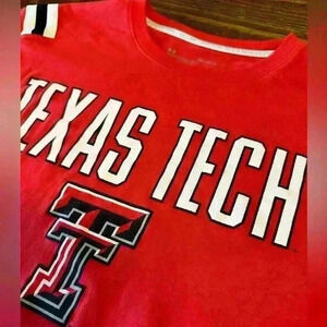 Texas Tech Red Raiders Classic TT Logo Under Armour Tshirt Men's M Short Sleeves